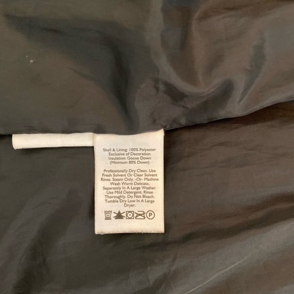 Eddie Bauer 650-Fill Goose Down Puffer Vest - Picture 5 of 6